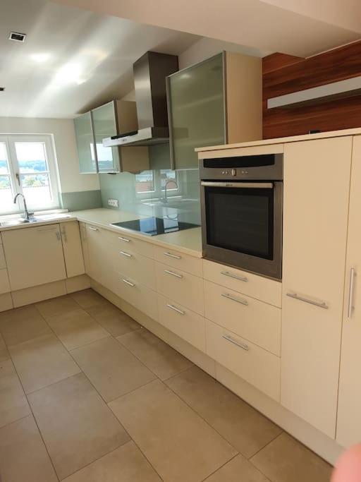 Moderne Ferienwohnung Urlaub Am See Mattsee Salzburg Salzburger Seenland Trumer Seenland Exterior foto